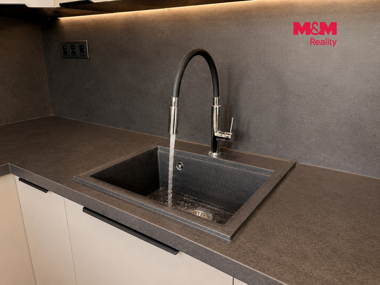 Prodej bytu 2+1 55 m² – fotografie 3