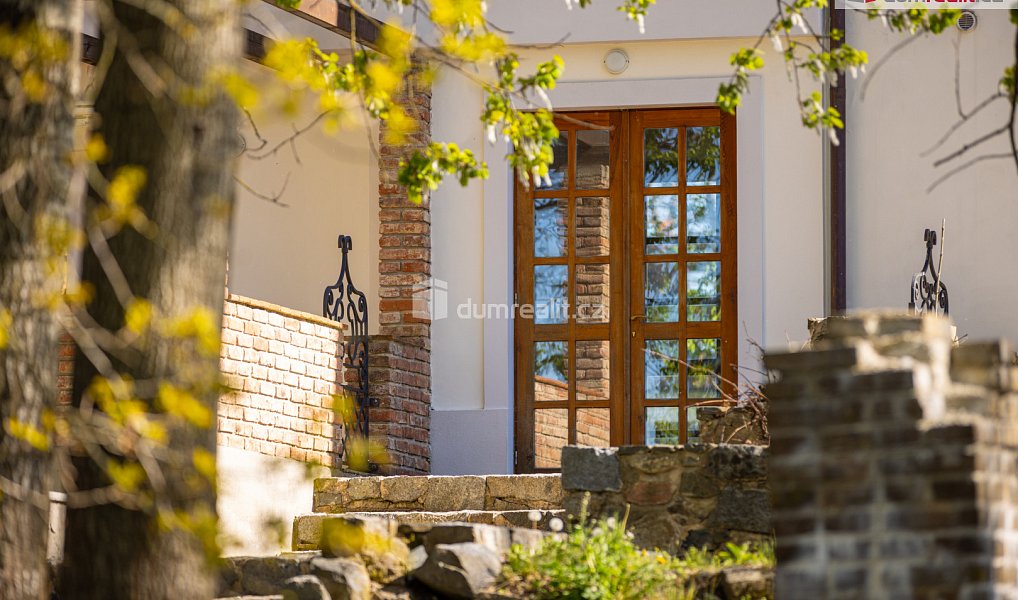 Prodej domu 266 m² s pozemkem 6 387 m², Pyšely – náhled fotky 48