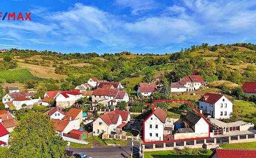 Prodej domu 165 m² s pozemkem 542 m², Malíč, okres Litoměřice