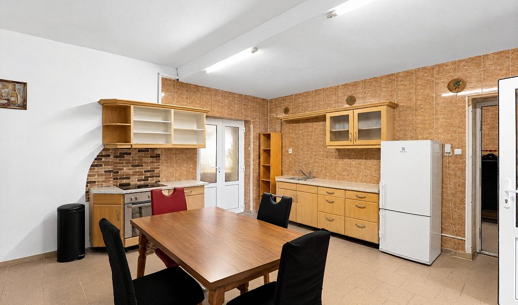 Prodej domu 514 m² s pozemkem 110 m², Nové Město pod Smrkem – náhled fotky 4