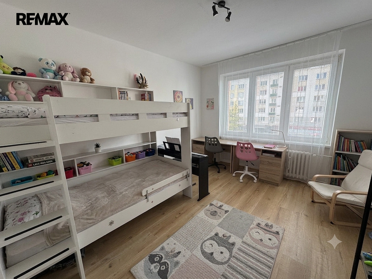 Pronájem bytu 2+1 54 m² – pohled 3