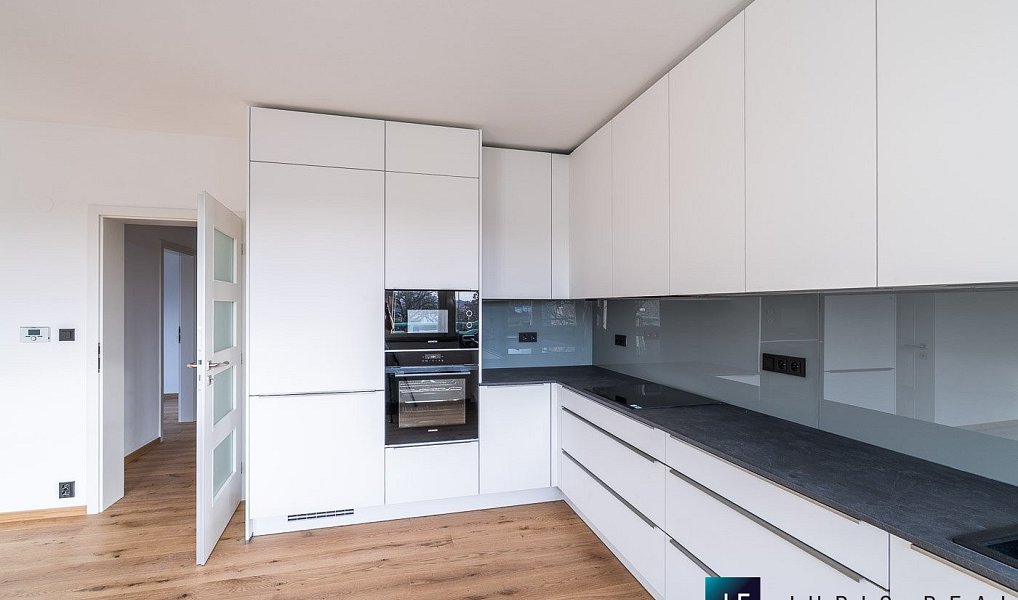 Prodej bytu 5+kk 113 m², Lysá nad Labem – náhled fotky 2