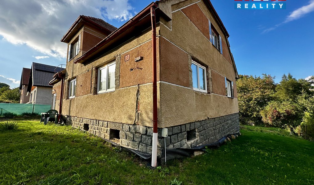 Prodej domu 194 m² s pozemkem 1 000 m², Kamýk nad Vltavou – náhled fotky 2