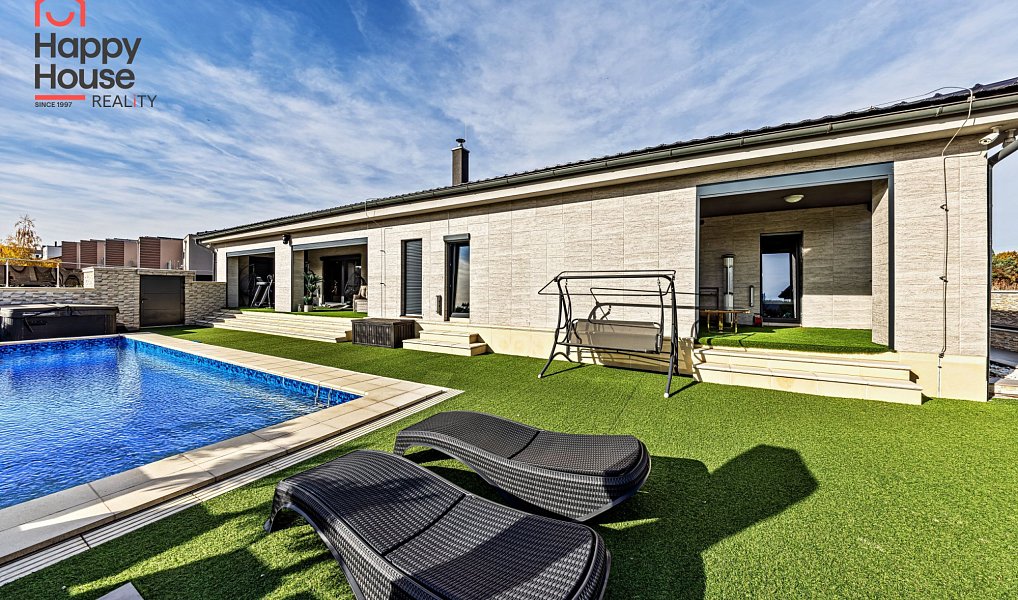 Prodej domu 378 m² s pozemkem 1 166 m², Králův Dvůr – náhled fotky 2