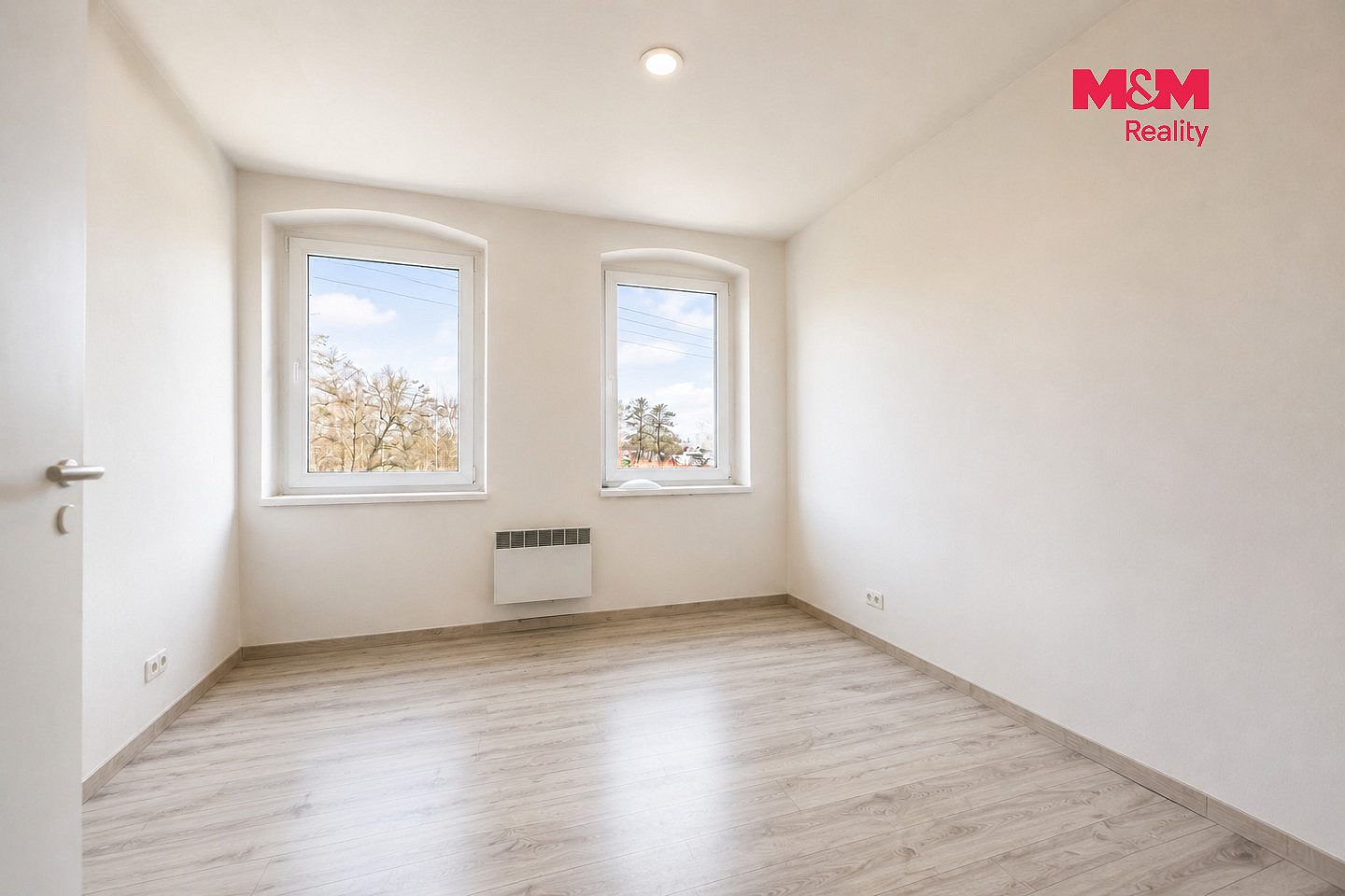 Pronájem bytu 3+kk 65 m² — photo 2