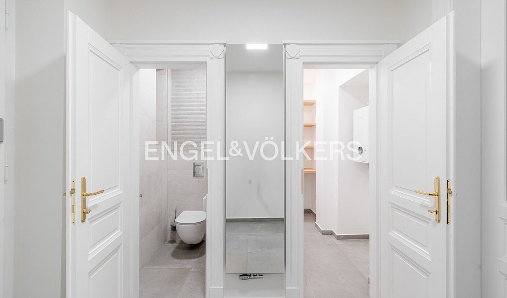 Pronájem bytu 2+kk 90 m², Praha – náhled fotky 9