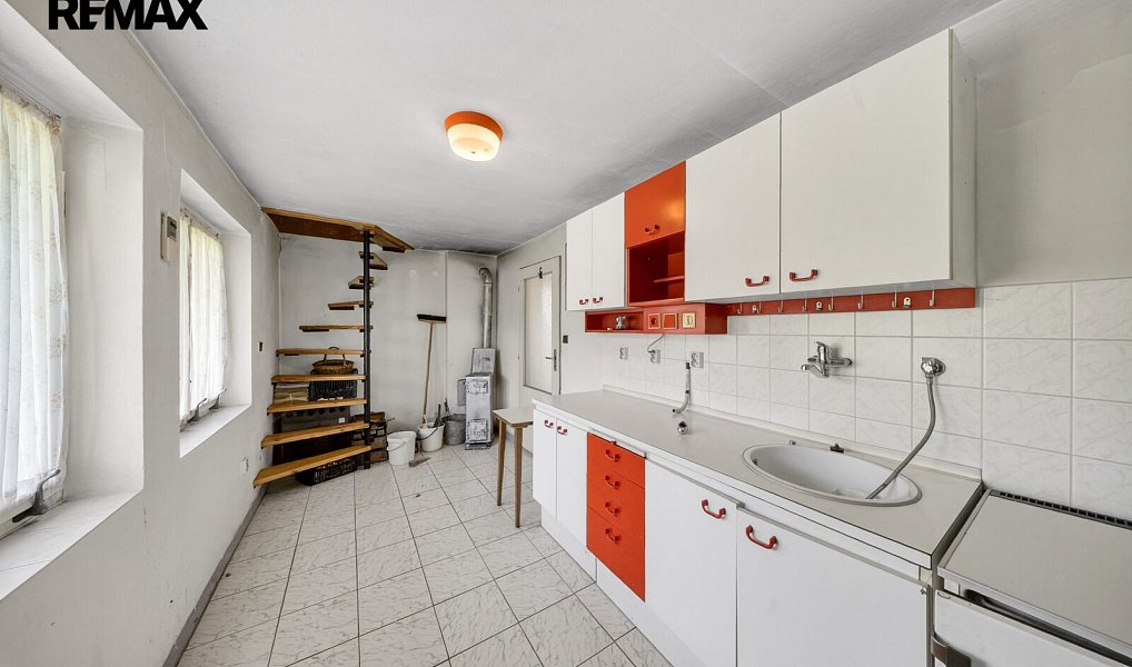 Prodej stavebního pozemku 708 m², Zlín – náhled fotky 19