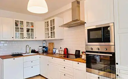 Prodej bytu 3+kk 81 m², Na Lucberku, Králův Dvůr - Levín, okres Beroun