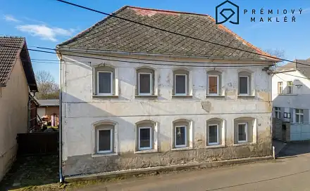 Prodej domu 200 m² s pozemkem 485 m², Chorušice - Velký Újezd, okres Mělník