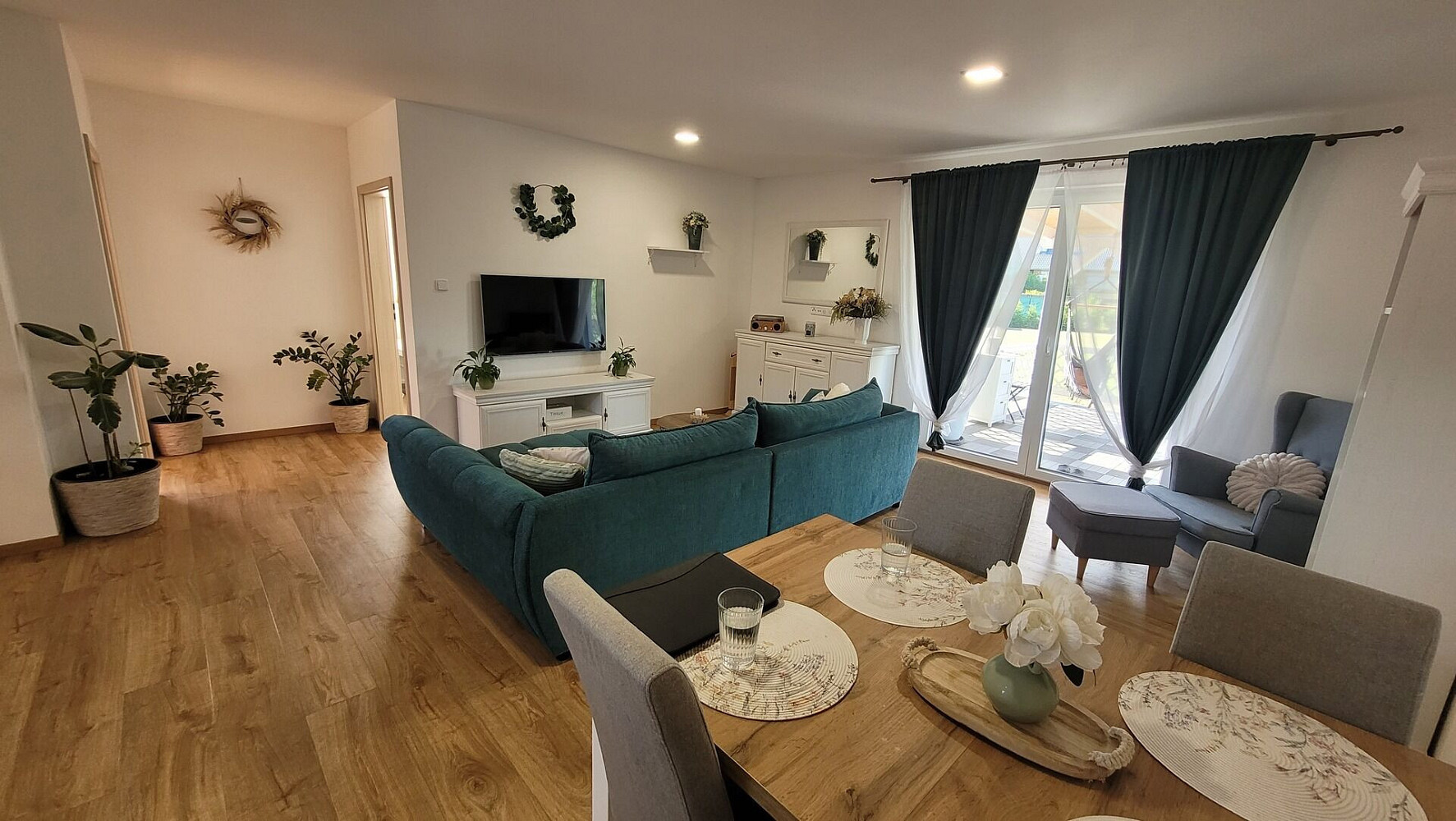 Prodej domu 110 m² s pozemkem 788 m² – fotografie 2