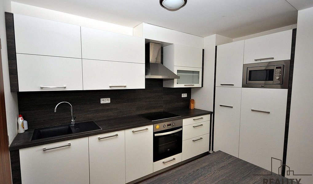 Pronájem bytu 1+kk 51 m², Olomouc – náhled fotky 3