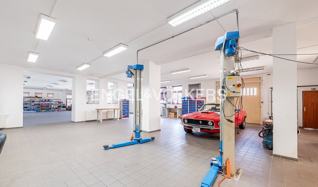 Prodej výrobních prostor 873 m², Mladá Boleslav – náhled fotky 9