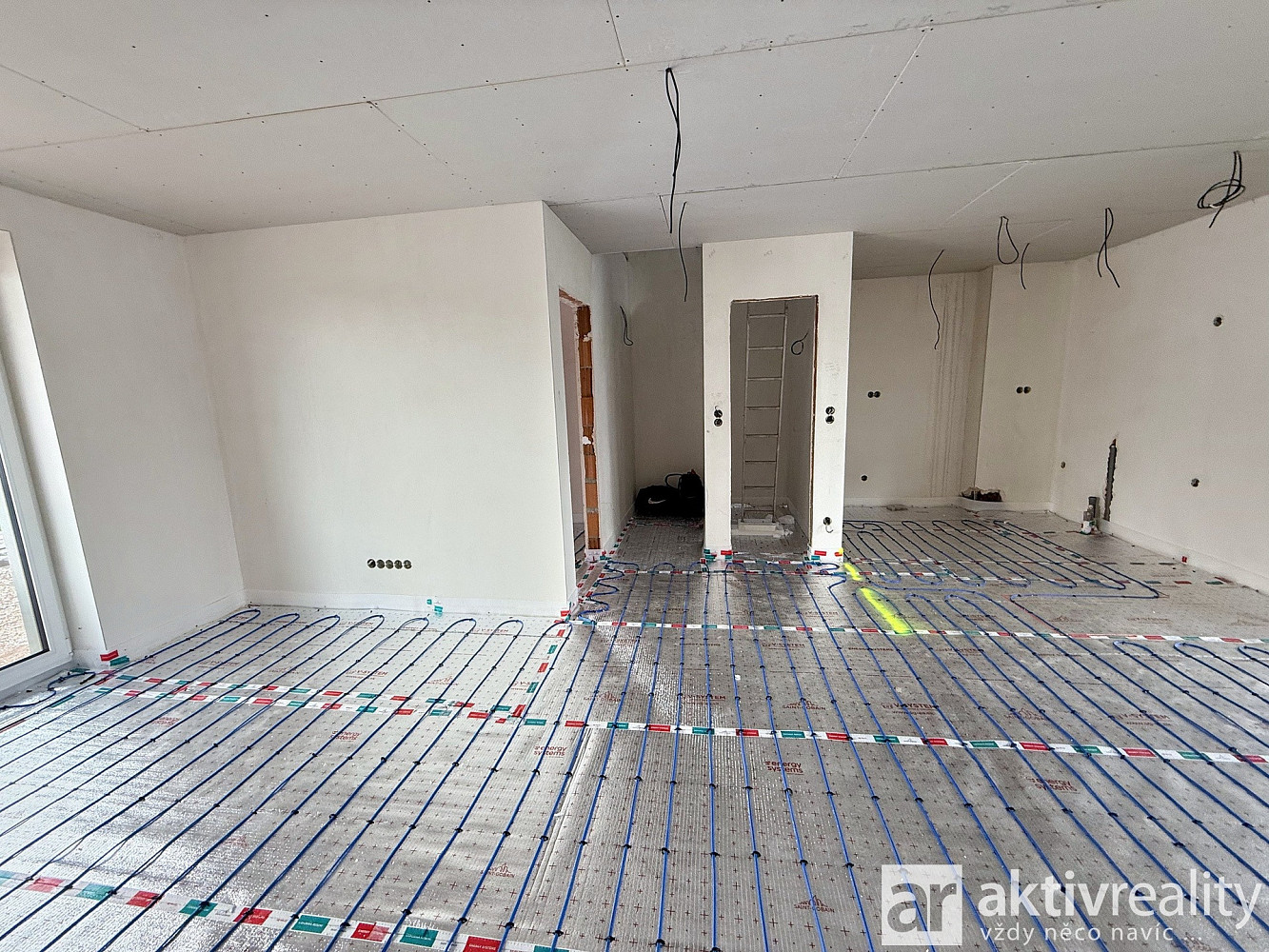 Prodej domu 197 m² s pozemkem 213 m²