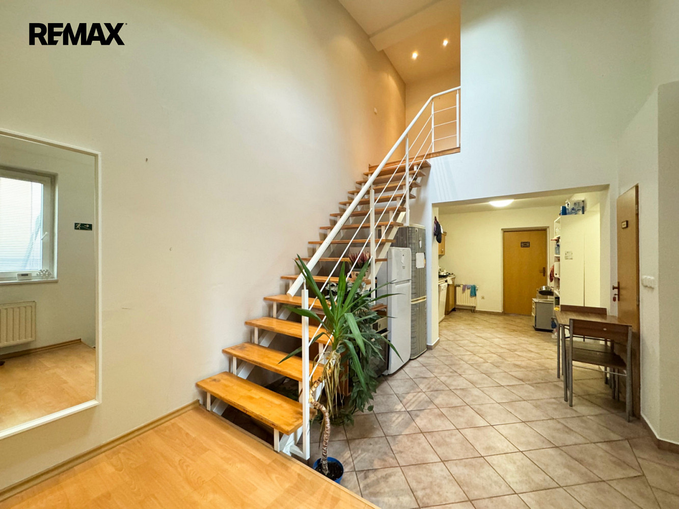 Prodej domu 331 m² s pozemkem 211 m² – fotografie 3