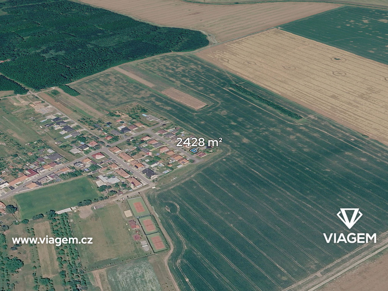 Prodej pole 2 428 m²
