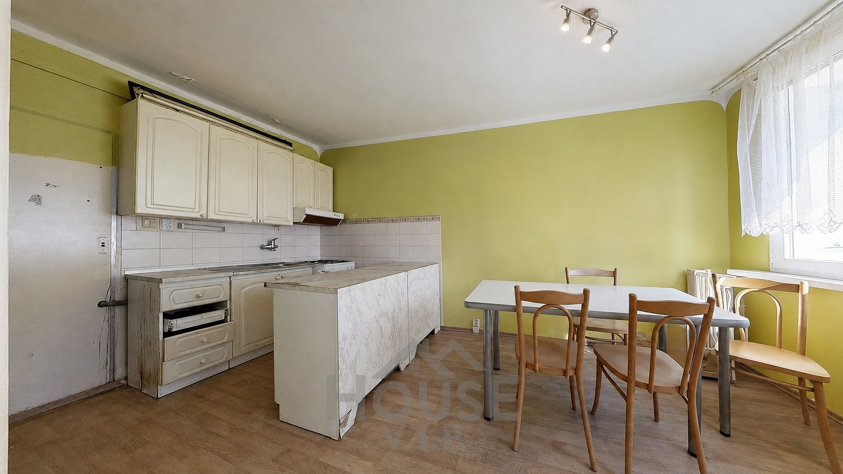 Prodej bytu 3+1 69 m² – fotografie 3