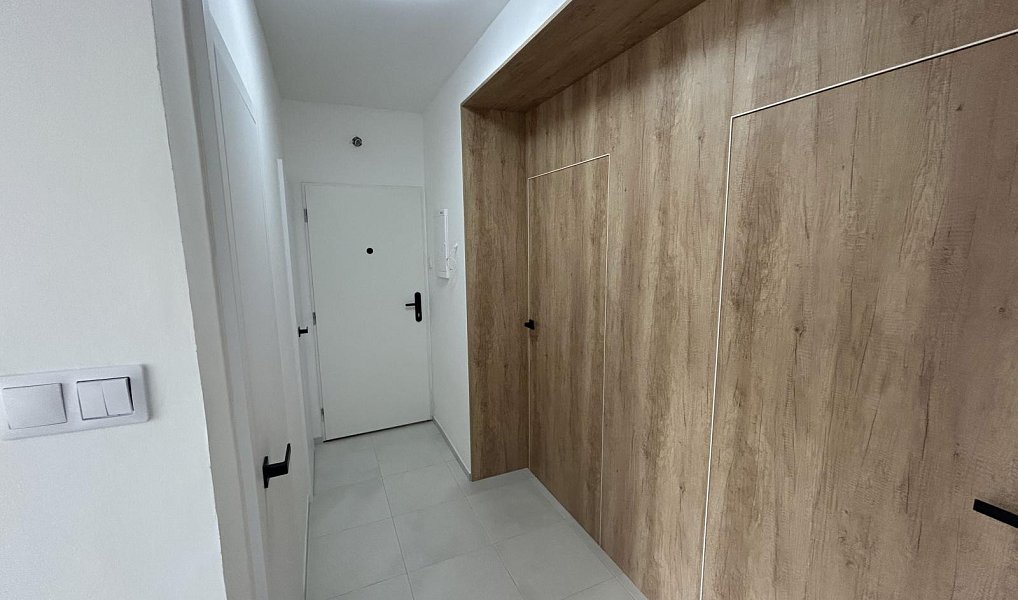 Pronájem bytu 2+1 68 m², Trojanovice – náhled fotky 7
