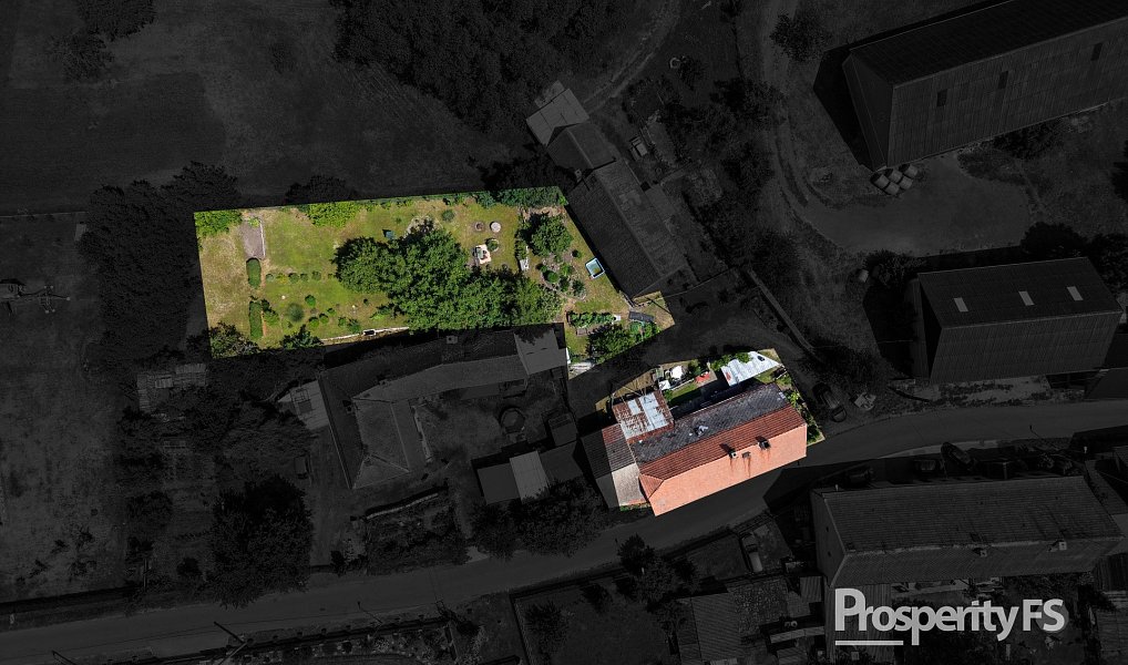 Prodej domu 318 m² s pozemkem 1 081 m², Liběšice – náhled fotky 10