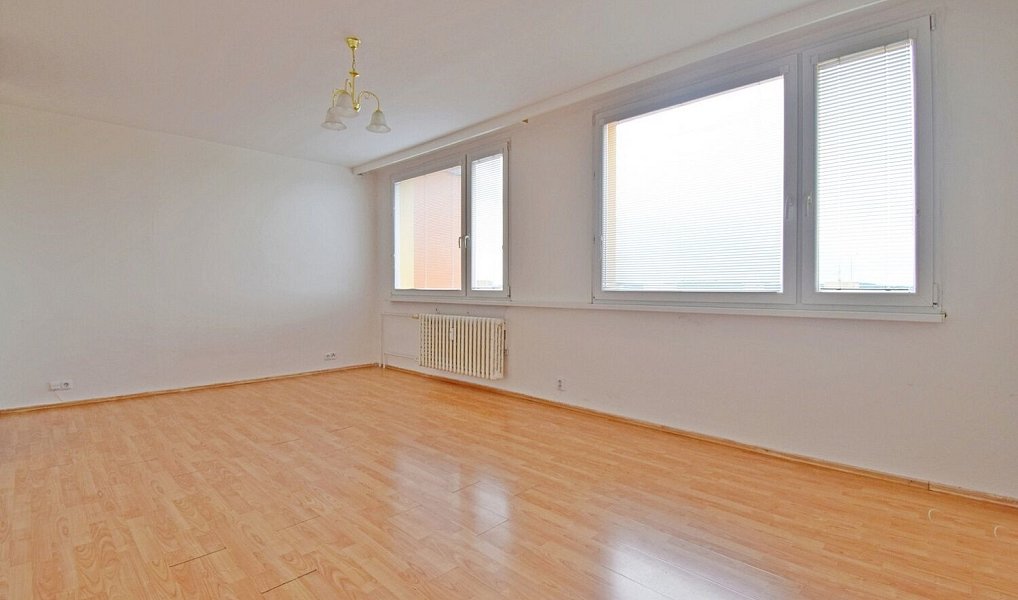 Pronájem bytu 1+kk 34 m², Praha – náhled fotky 2