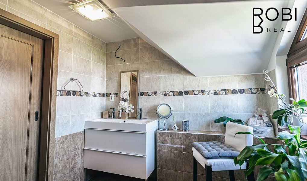 Prodej domu 191 m² s pozemkem 8 441 m², Petřvald – náhled fotky 16