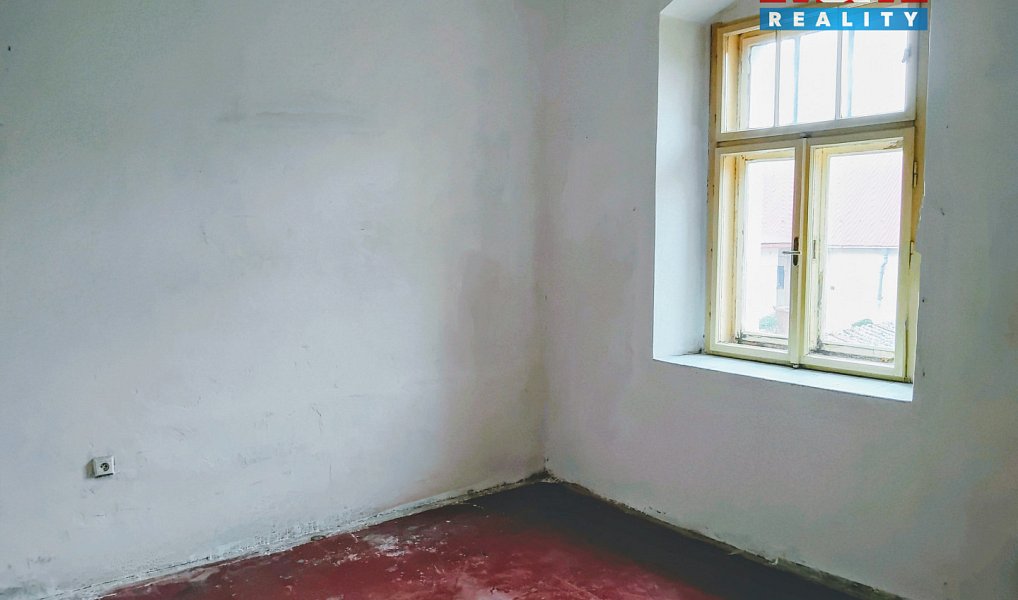Prodej domu 260 m² s pozemkem 430 m², Radonice – náhled fotky 14