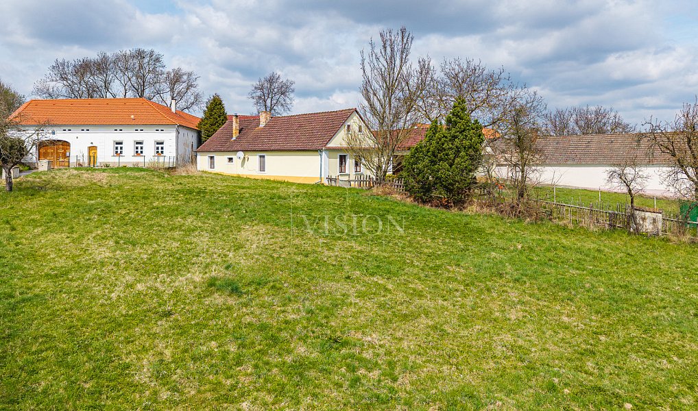 Prodej stavebního pozemku 1 200 m², Bečice – náhled fotky 4