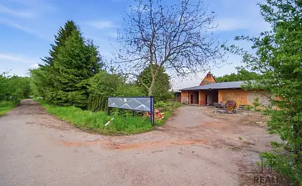 Prodej domu 400 m² s pozemkem 2 413 m², Holetín, okres Chrudim