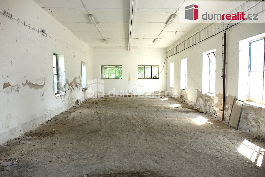 Pronájem skladovacích prostor 2 500 m² — photo 4