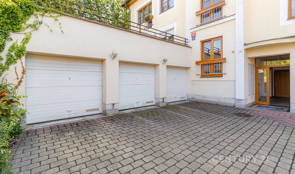 Prodej bytu 2+kk 64 m², Praha – náhled fotky 22