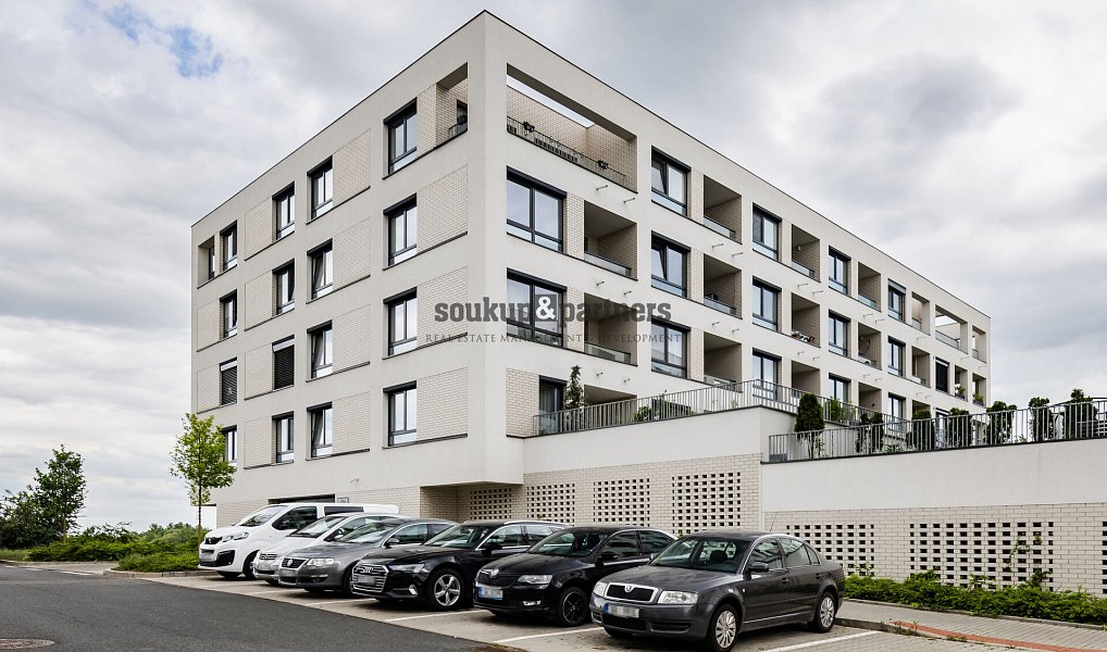 Prodej bytu 2+kk 56 m², Praha – náhled fotky 23