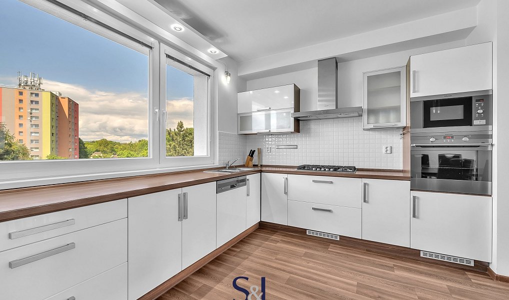 Pronájem bytu 3+kk 70 m², Česká Lípa – náhled fotky 2
