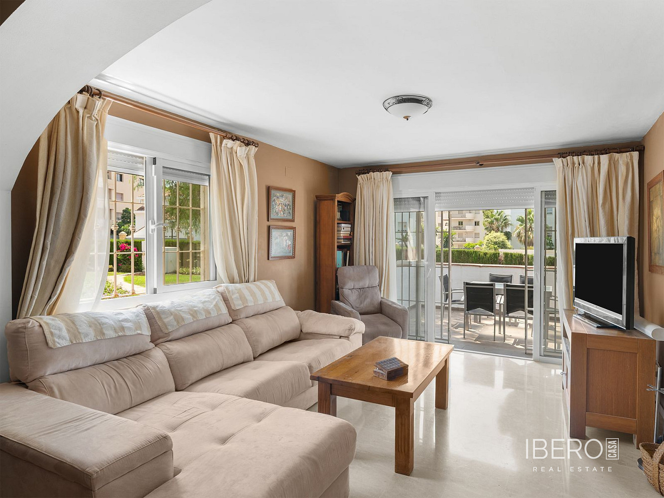 Piso 4+kk – Marbella, Nueva Andalucía - Más