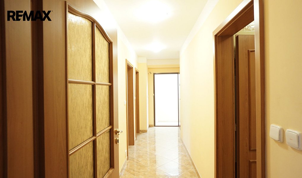 Pronájem kanceláře 407 m², Praha – náhled fotky 19