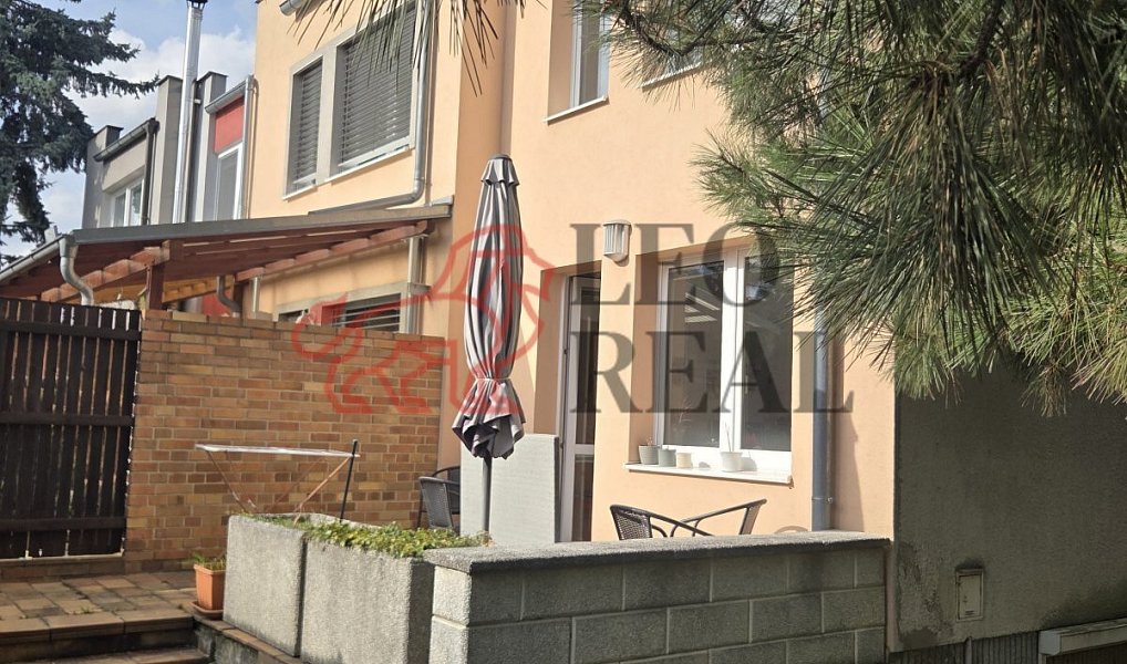 Pronájem domu 120 m² s pozemkem 306 m², Říčany – náhled fotky 2