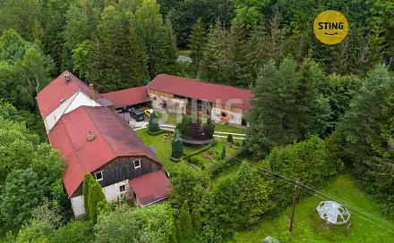 Prodej domu 520 m² s pozemkem 7 888 m²