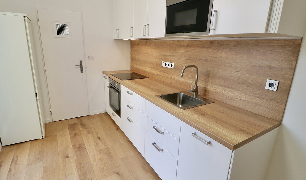 Pronájem bytu 2+1, 73 m², Holešovice - Praha 7, Praha