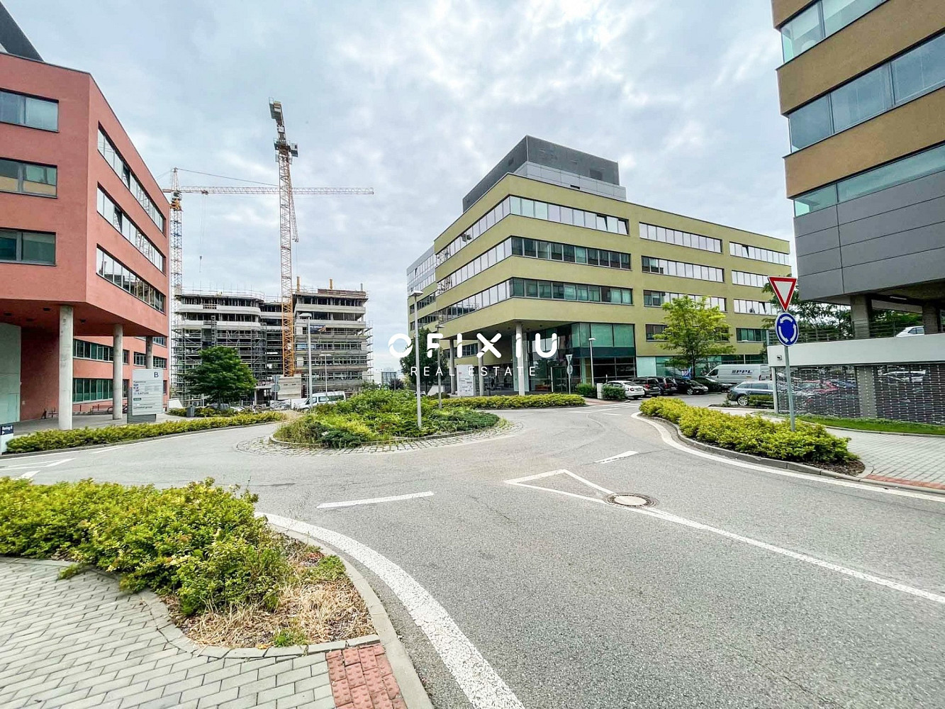 Pronájem kanceláře 32 m² – fotografie 4