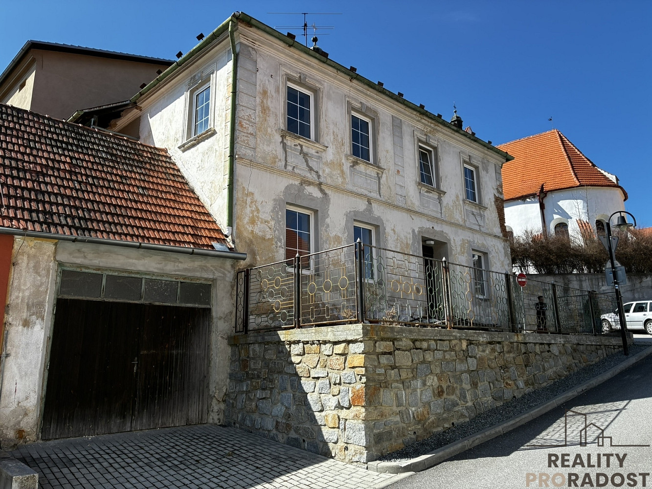 Prodej domu 250 m² s pozemkem 176 m² — photo 2