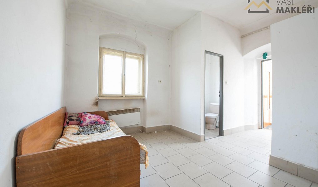 Prodej domu 525 m² s pozemkem 604 m², Ledeč nad Sázavou – náhled fotky 11