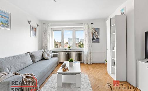 Prodej bytu 2+kk 44 m², Jiráskovo náměstí, Hradec Králové - Pražské Předměstí