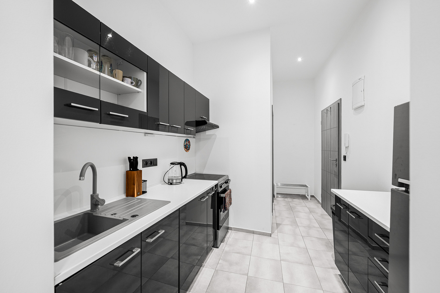Pronájem bytu 1+kk 40 m² – fotografie 3