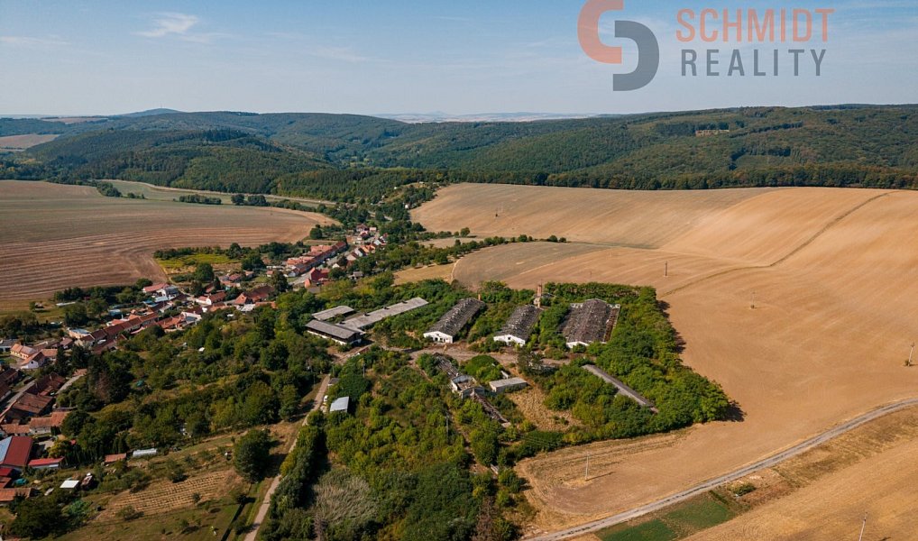 Prodej stavebního pozemku 34 990 m², Koryčany – náhled fotky 3
