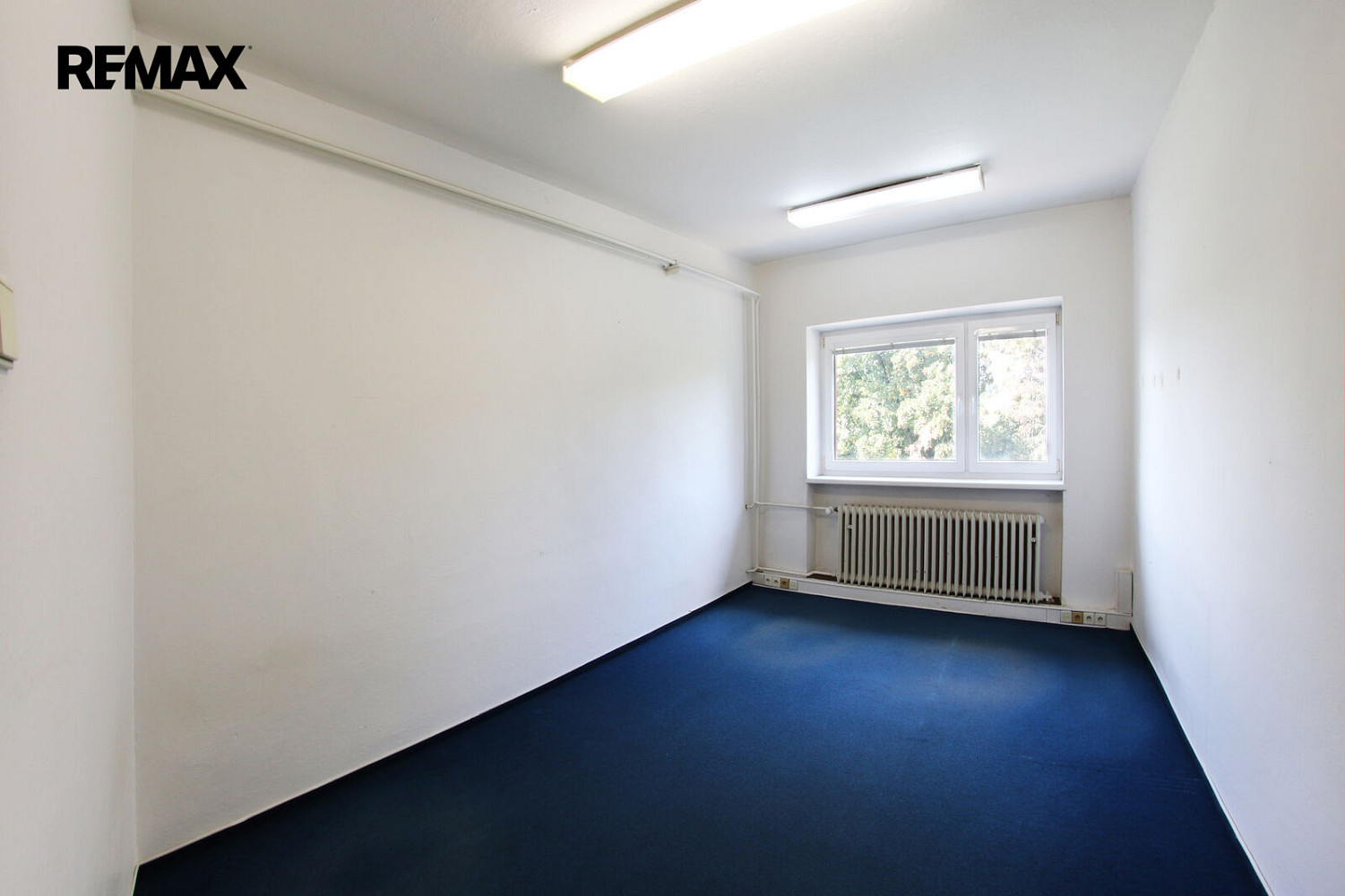 Pronájem kanceláře 27 m² — photo 4