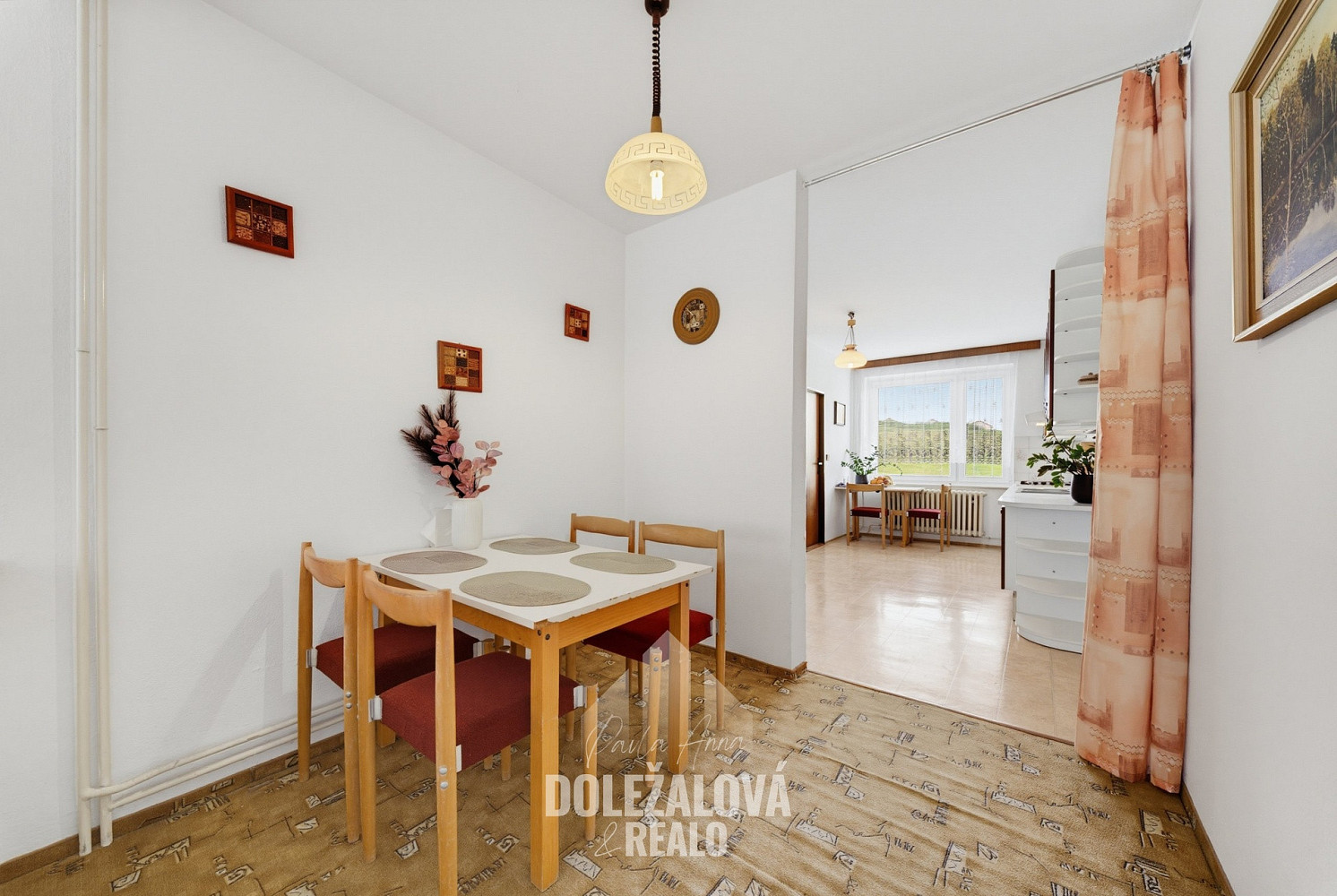 Prodej domu 255 m² s pozemkem 263 m² - Widok 4