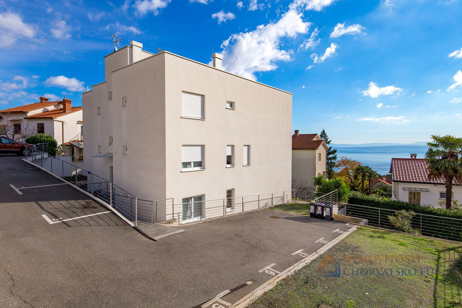 Pronájem bytu 2+kk 95 m² - Widok 4