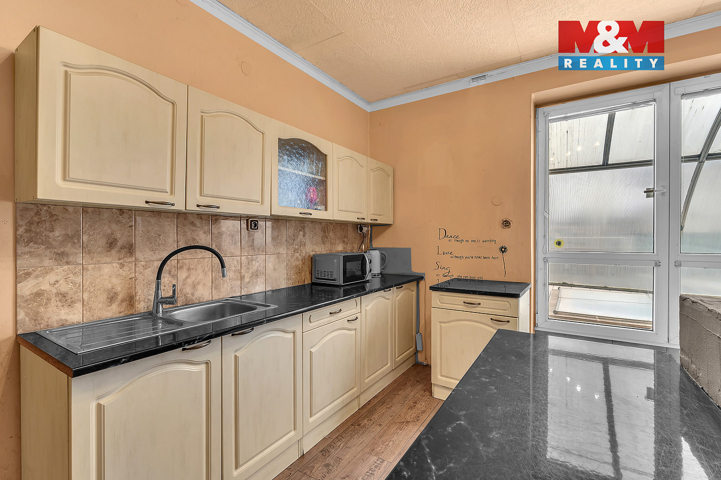 Prodej domu 120 m² s pozemkem 576 m² — photo 2