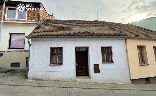 Prodej domu 60 m² s pozemkem 1 993 m², Kmochova, Brno - Obřany