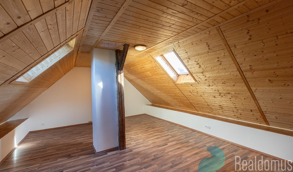 Prodej domu 143 m² s pozemkem 477 m², Nespeky – náhled fotky 11