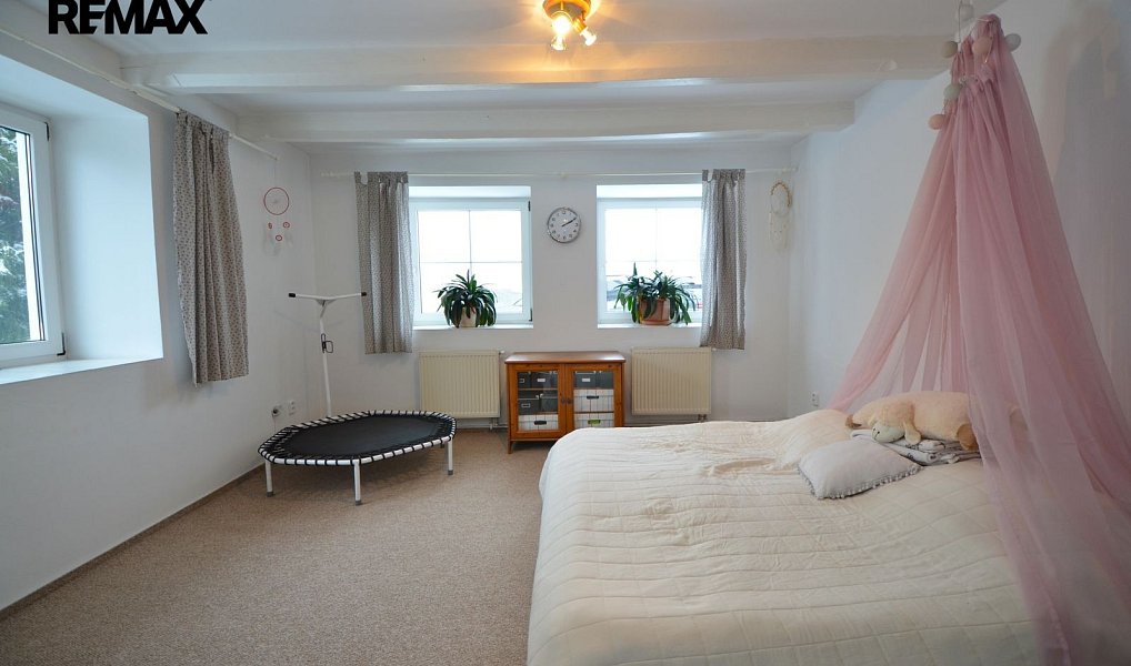 Prodej domu 186 m² s pozemkem 7 638 m², Uničov – náhled fotky 10