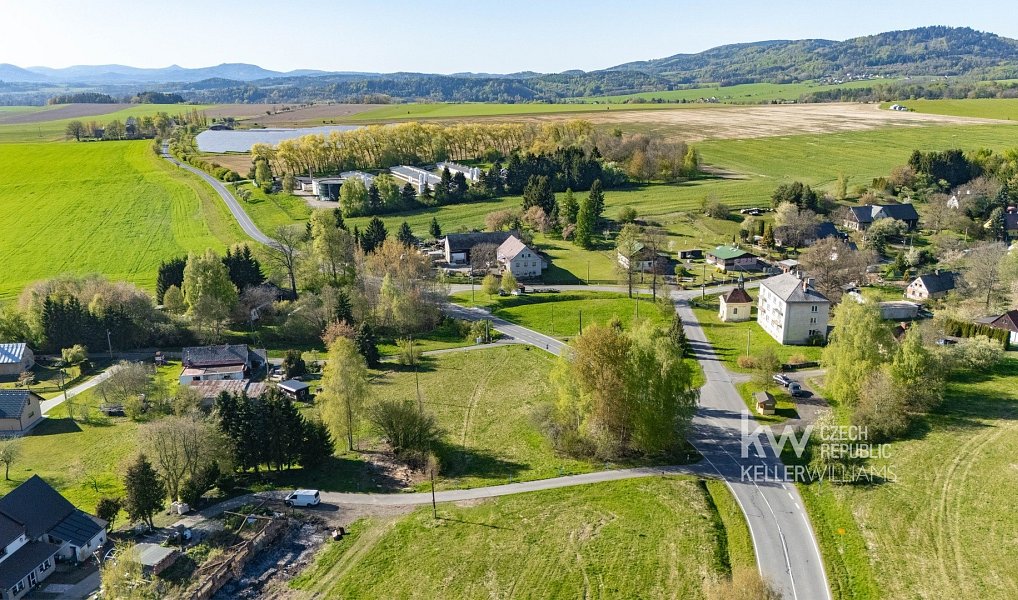 Prodej stavebního pozemku 1 882 m², Osečná – náhled fotky 5